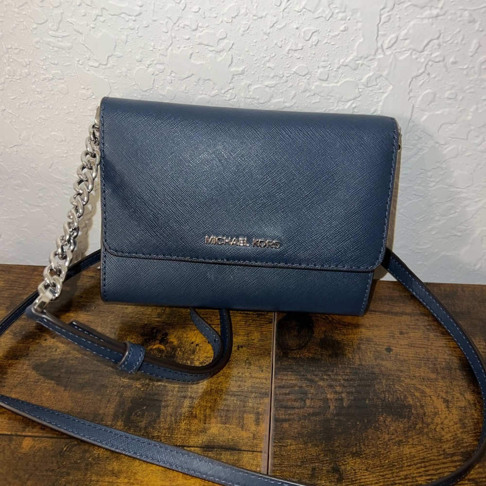 Michael kors cross body wallet purse